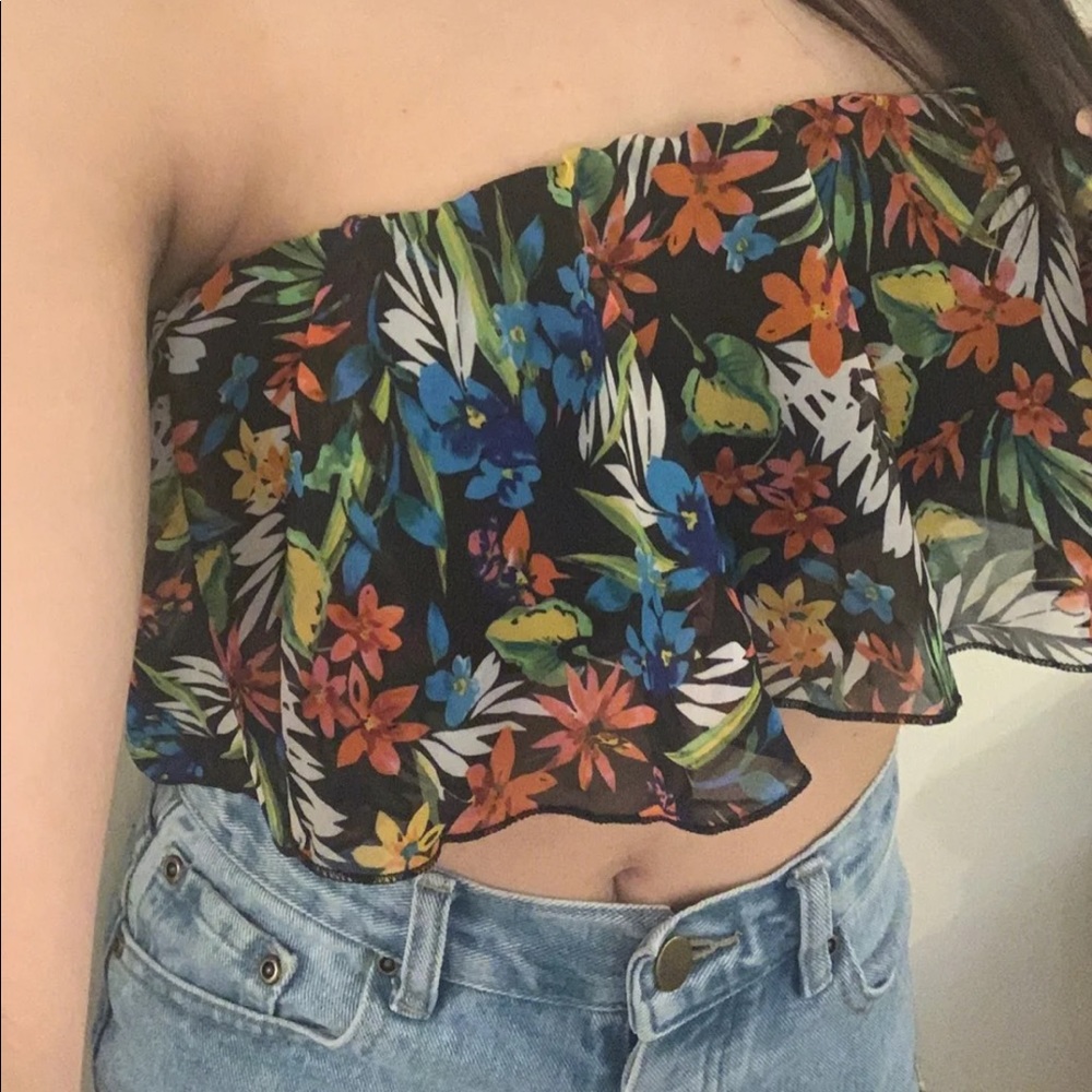 Strapless crop top